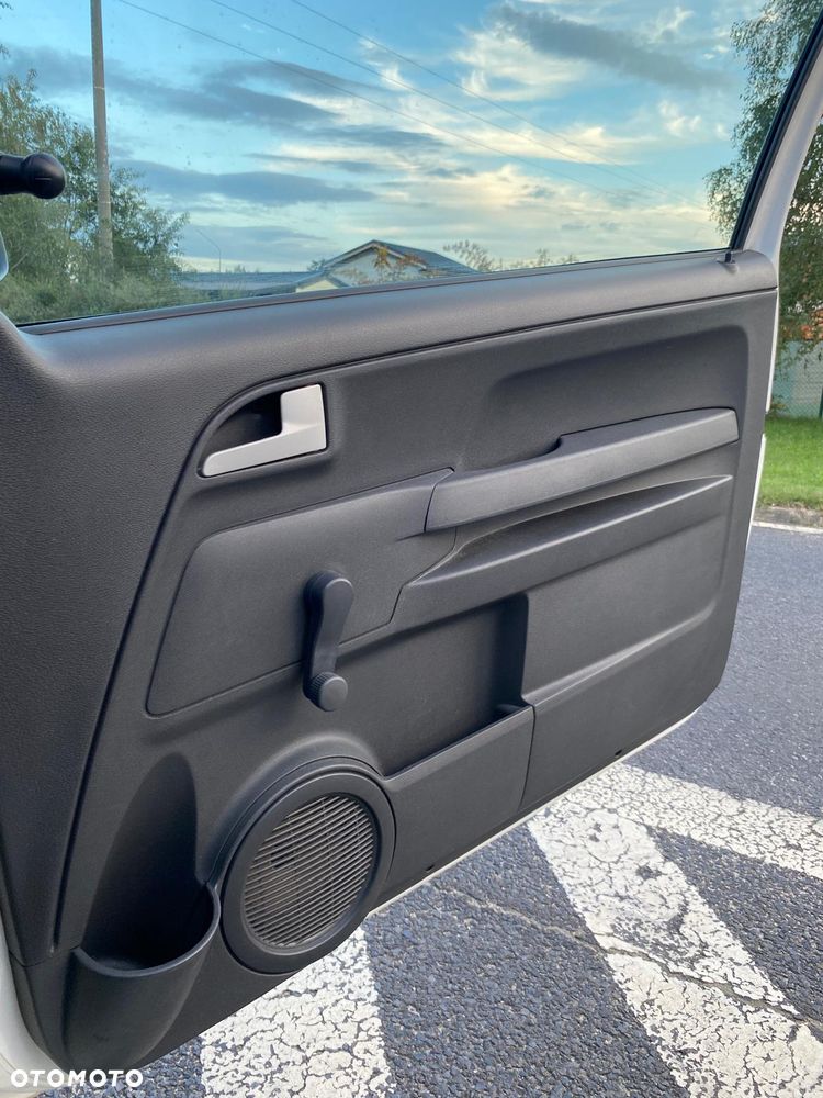 Volkswagen Fox - 12