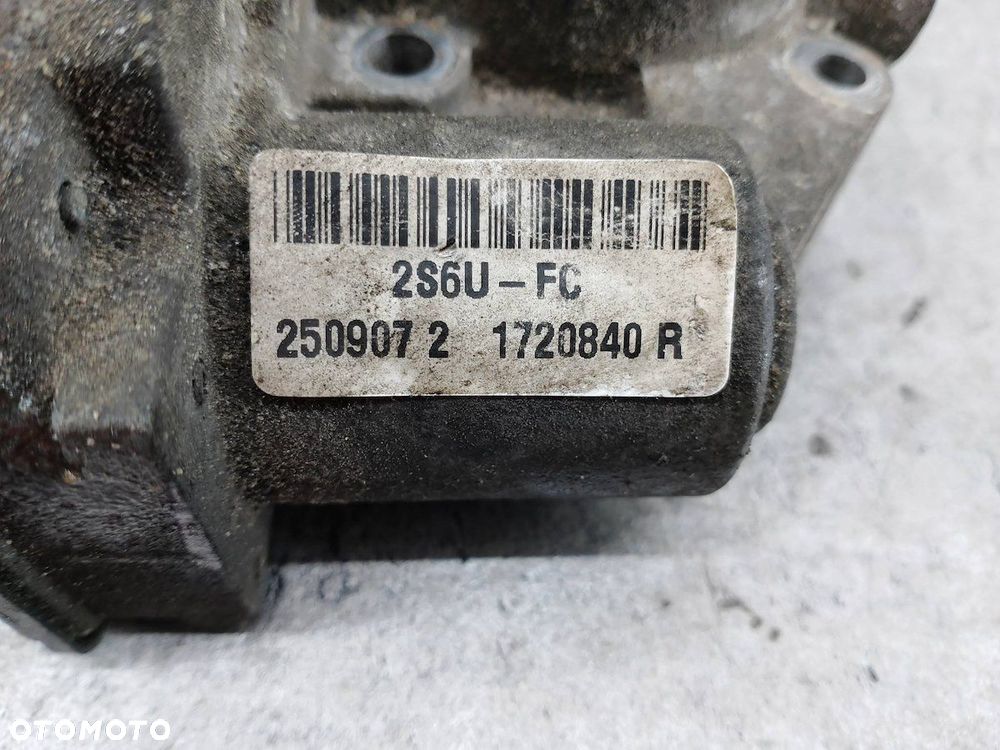PRZEPUSTNICA VOLVO S40 II 2S6U-FC  VR2S6U-9E927-FC  VP4F9U-9E928-BC - 2