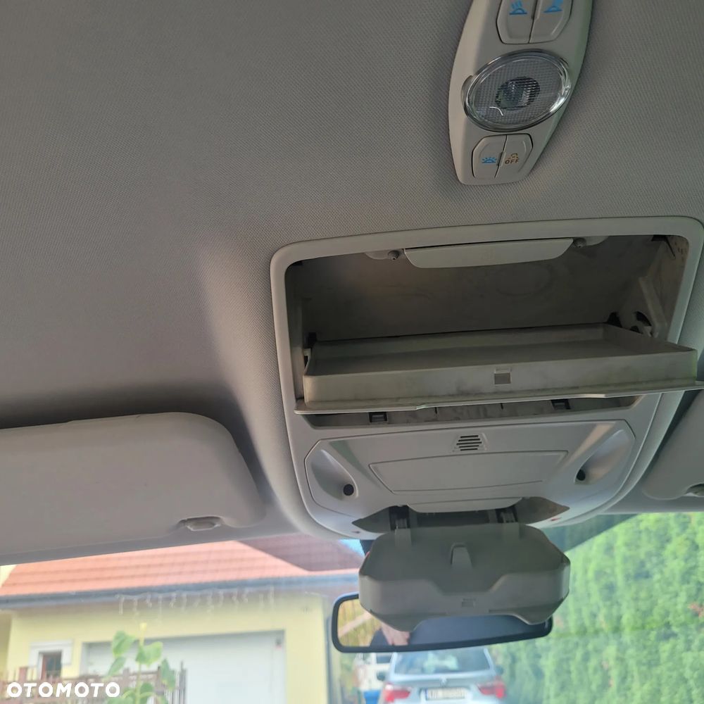 Ford C-MAX - 18
