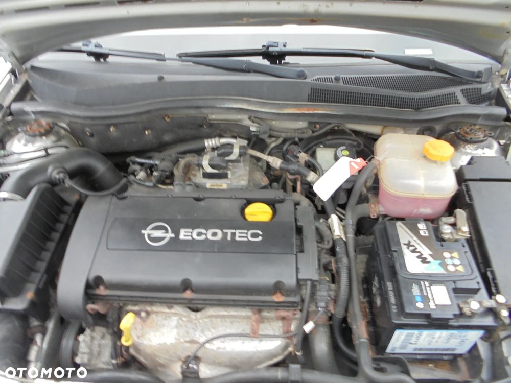 Opel Astra III 1.6 Cosmo - 26