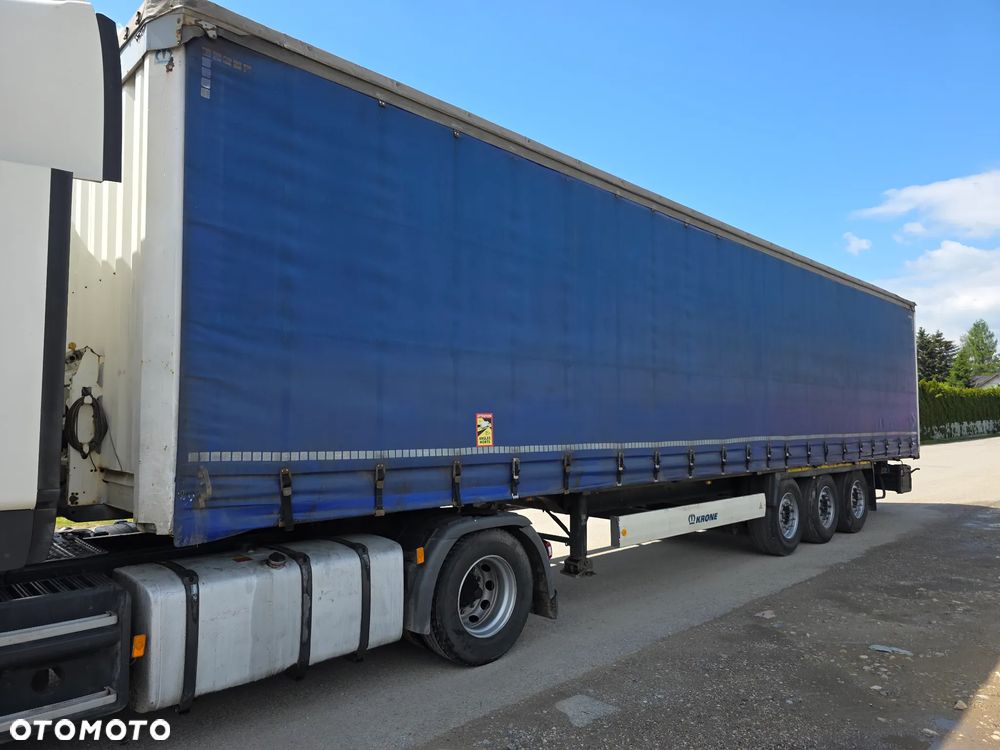 Krone SD, Standard, osie SAF, Podnoszona, tarcza - 1