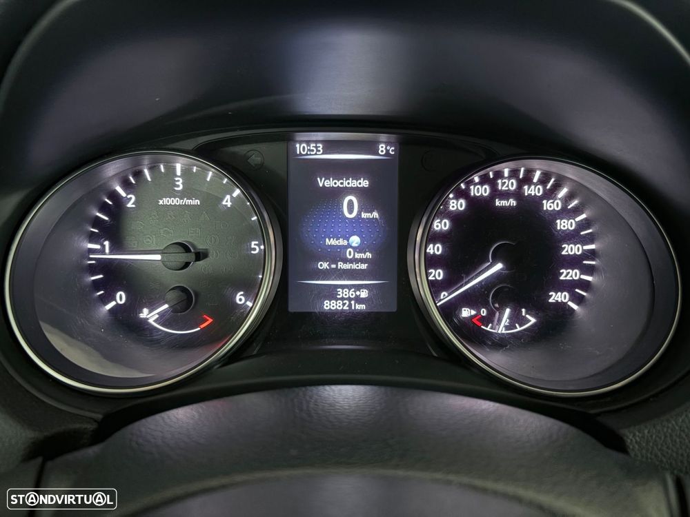 Nissan Qashqai 1.5 dCi N-Connecta Business - 42