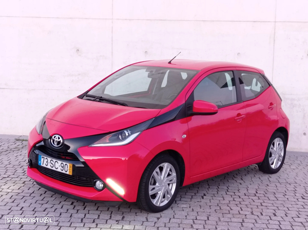 Toyota Aygo 1.0 X-Play Plus+X-Touch MM