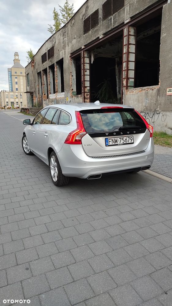 Volvo V60 D4 - 8