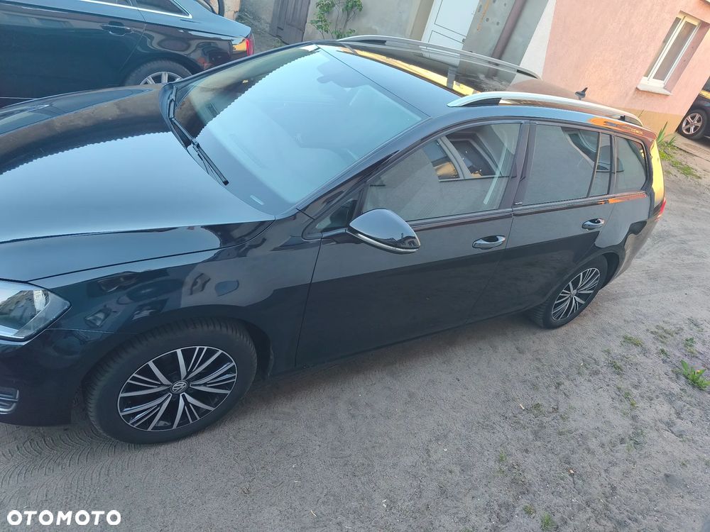 Volkswagen Golf 2.0 TDI BlueMotion Technology Allstar - 17