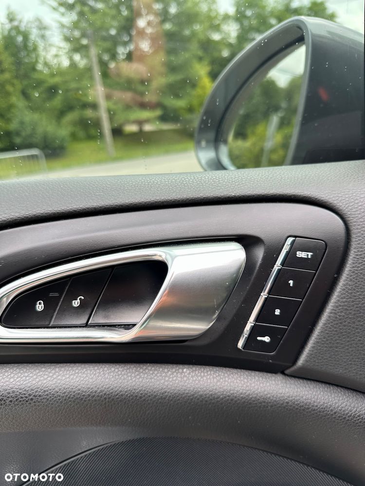 Porsche Cayenne Standard - 17