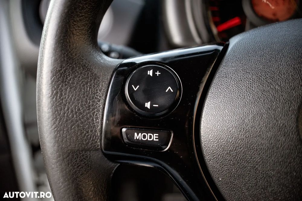 Toyota Aygo 1.0 VVY-I 5 usi X - 26