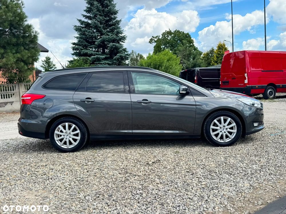 Ford Focus 1.0 EcoBoost Trend ASS - 10
