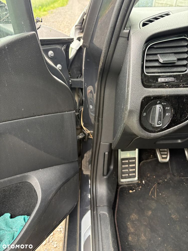 Volkswagen Golf 1.6 TDI Sound - 17