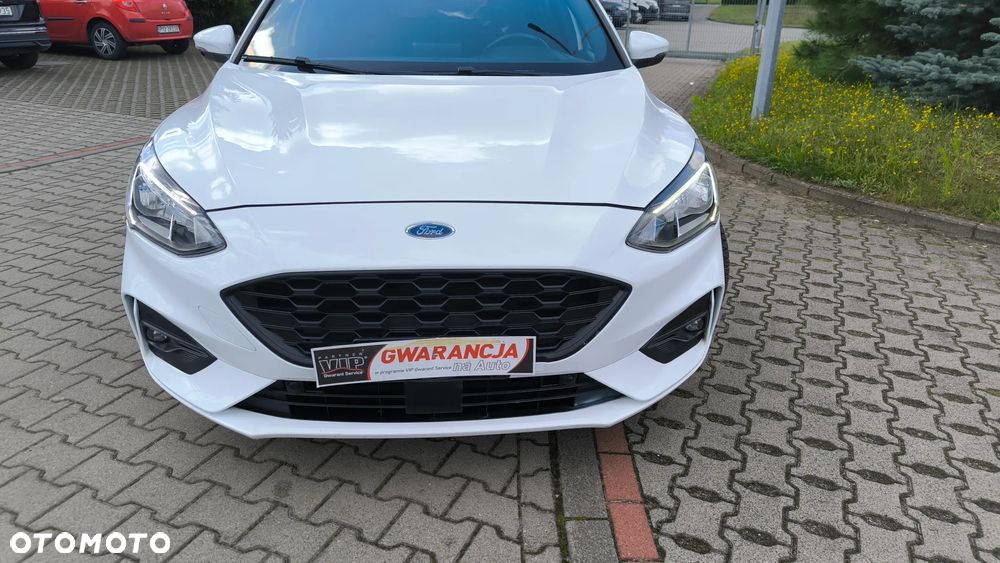 Ford Focus 1.5 EcoBlue Start-Stopp-System ST-LINE - 14