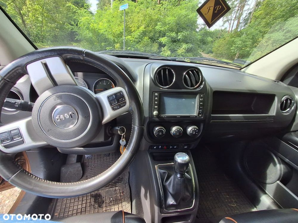Jeep Compass - 26