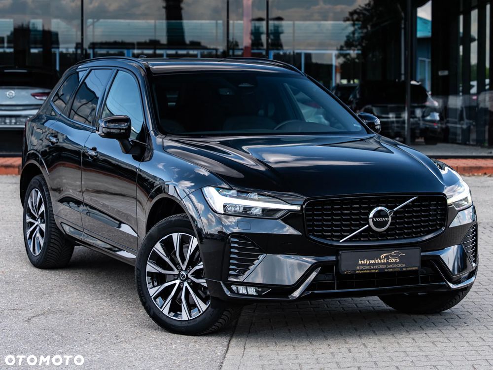 Volvo XC 60 B4 D Plus Dark - 4