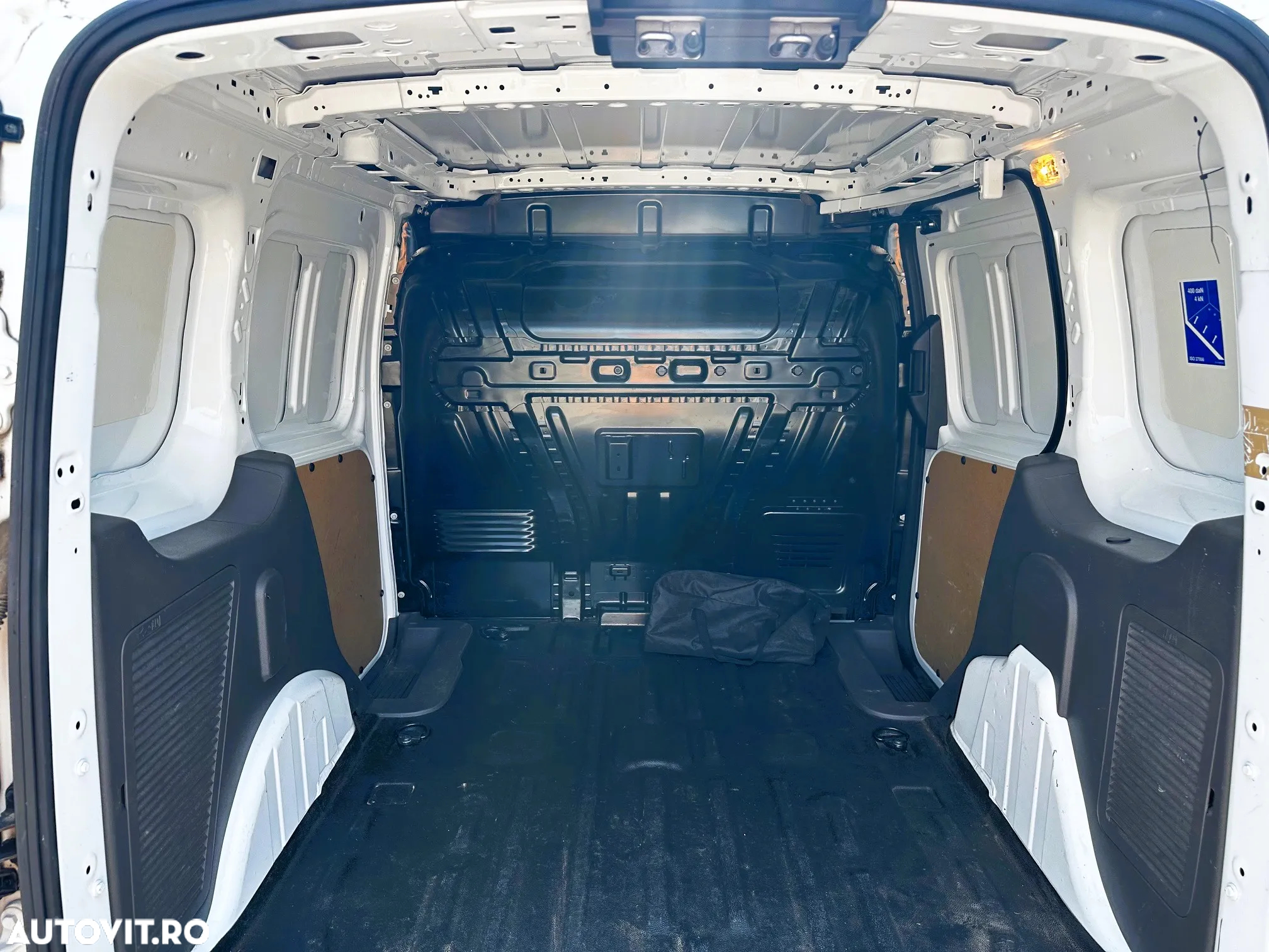 Ford Transit Connect 1.5 EcoBlue 100CP 6MT DCIV SWB(L1) Trend - 6