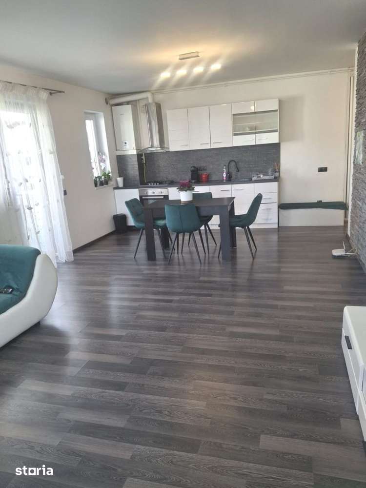 Apartament la cheie, etajul 1, zona clinicii Ametyst — fotografia 1