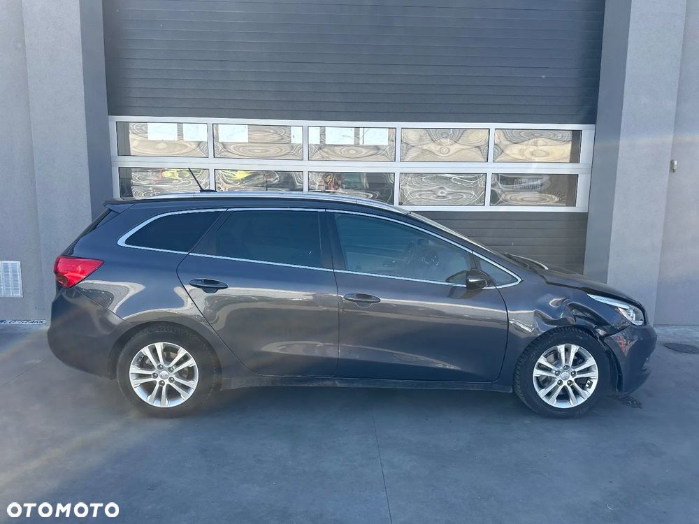 Kia Ceed - 3