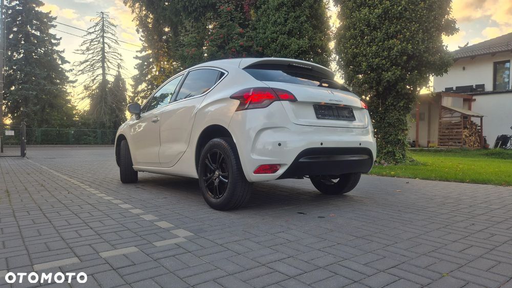 Citroën DS4 VTi 120 SoChic - 32