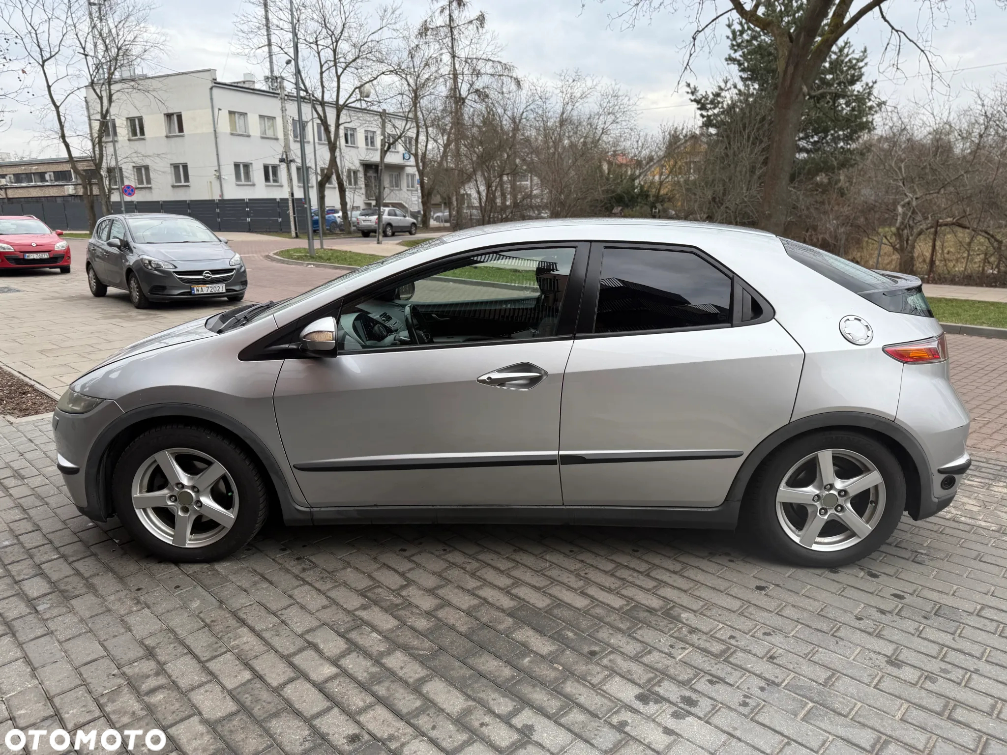 Honda Civic 1.8 Comfort - 8