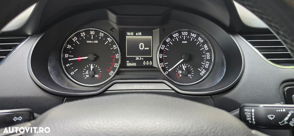 SKODA Octavia 2015 — imagine 8