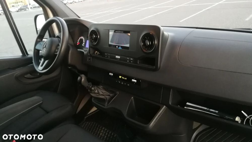 Mercedes-Benz Sprinter 317cdi - 13