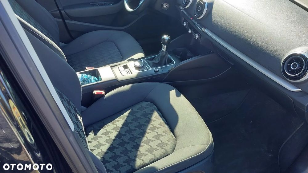 Audi A3 Sportback 1.2 TFSI Ambition - 12