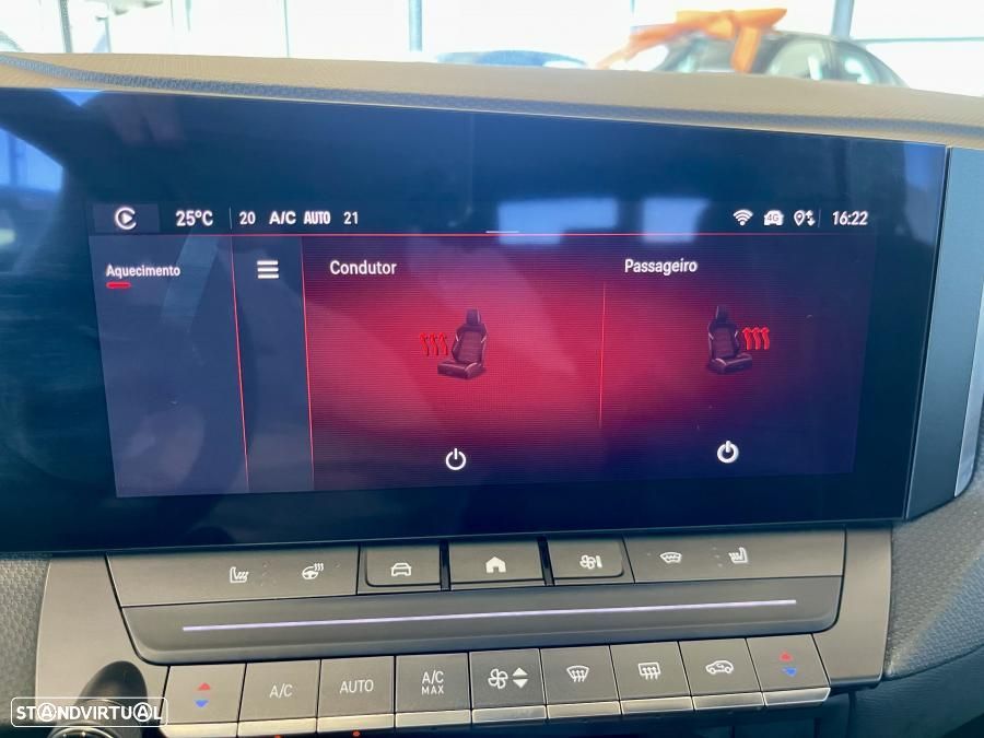 Opel Astra Sports Tourer 1.2 T GS Line - 29