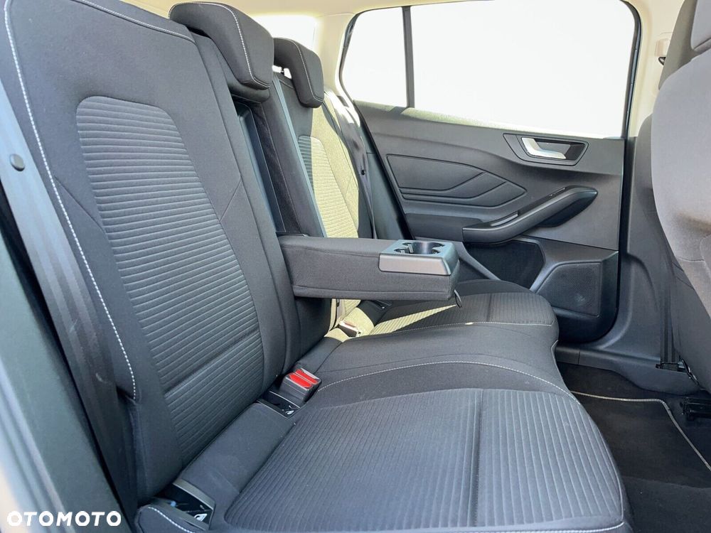 Ford Focus - 18