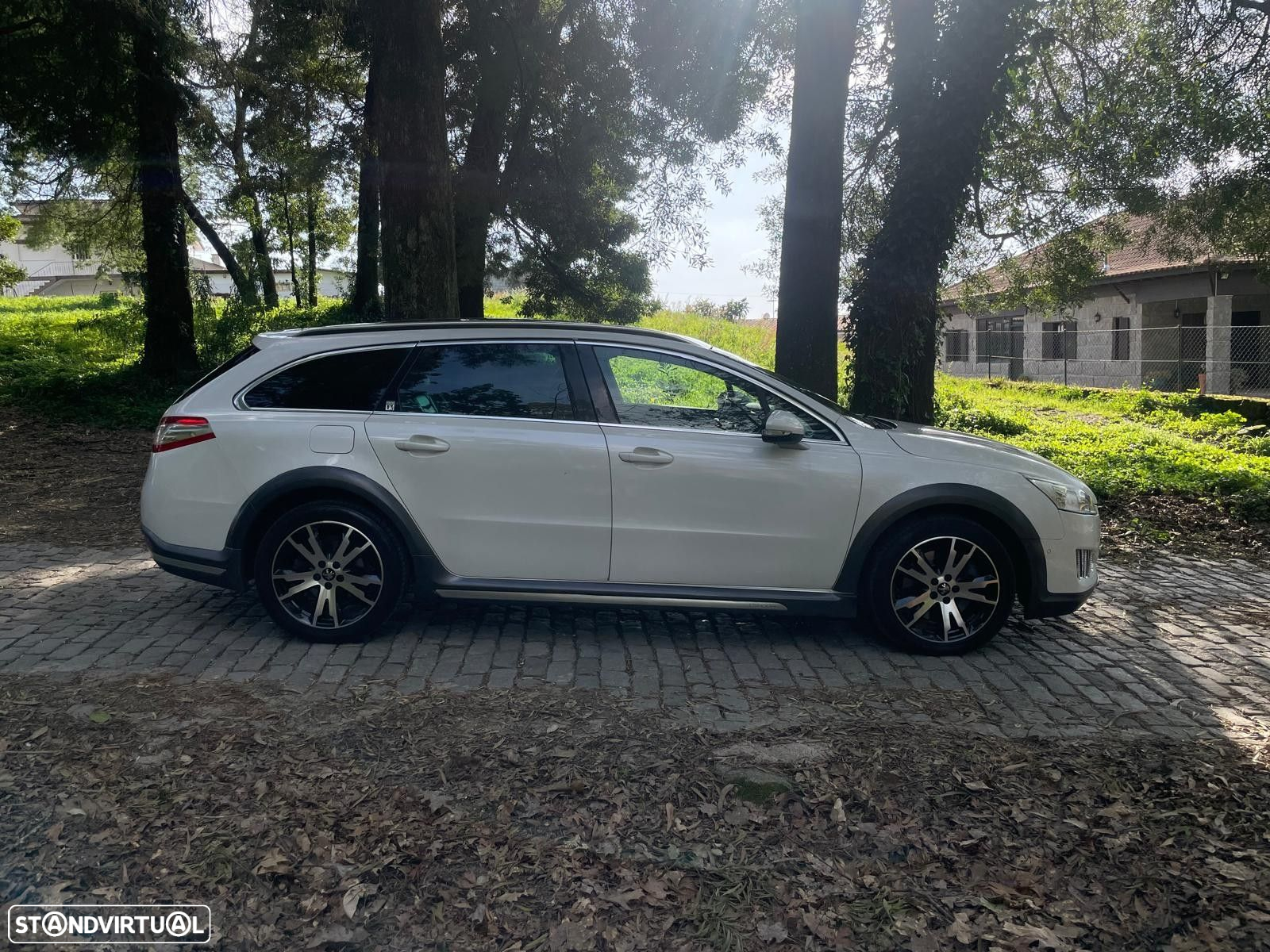 Peugeot 508 RXH 2.0 HDi Hybrid4 Limited Edition 2-Tronic - 25
