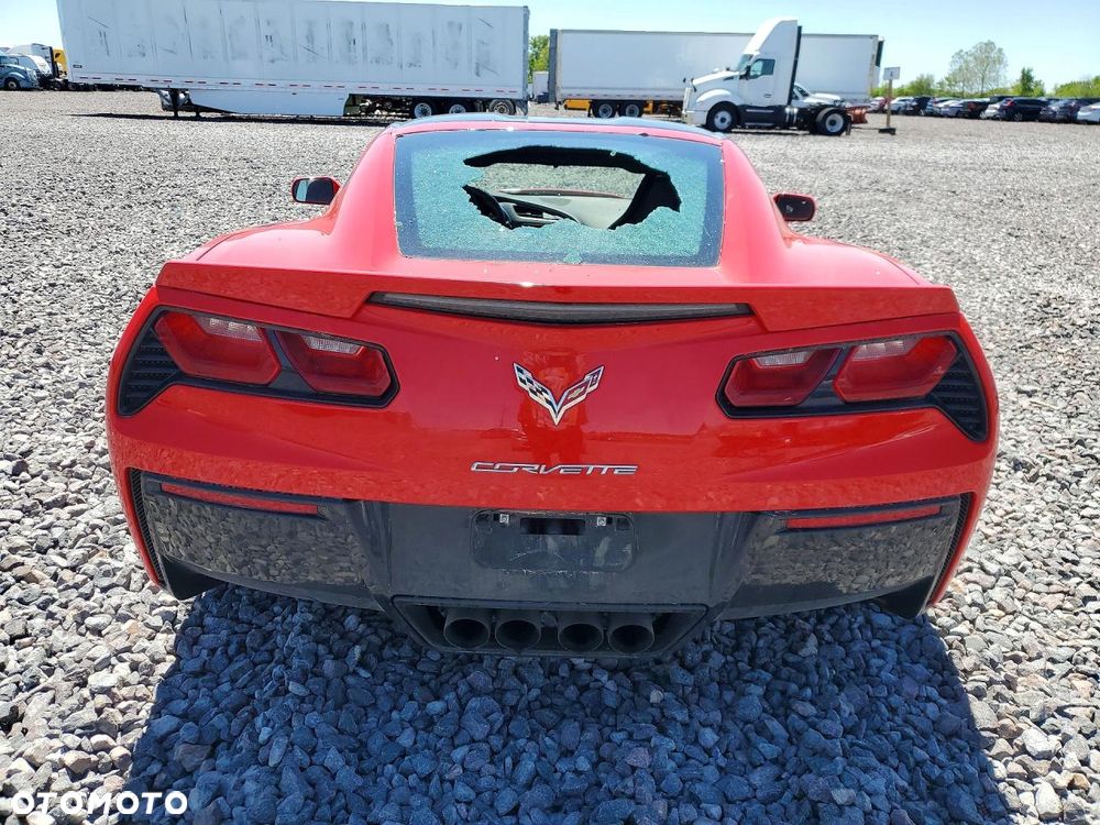 Chevrolet Corvette - 7