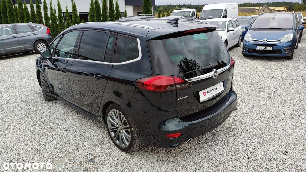 Opel Zafira - 11
