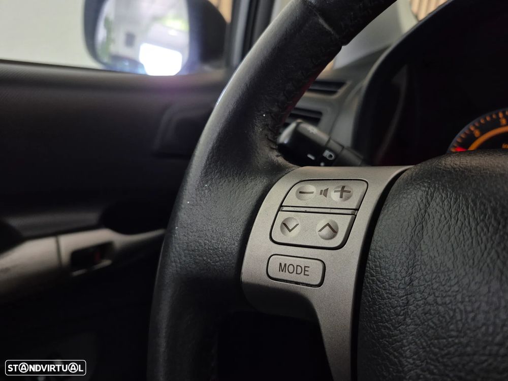 Toyota Auris 1.4 VVT-i AC - 7