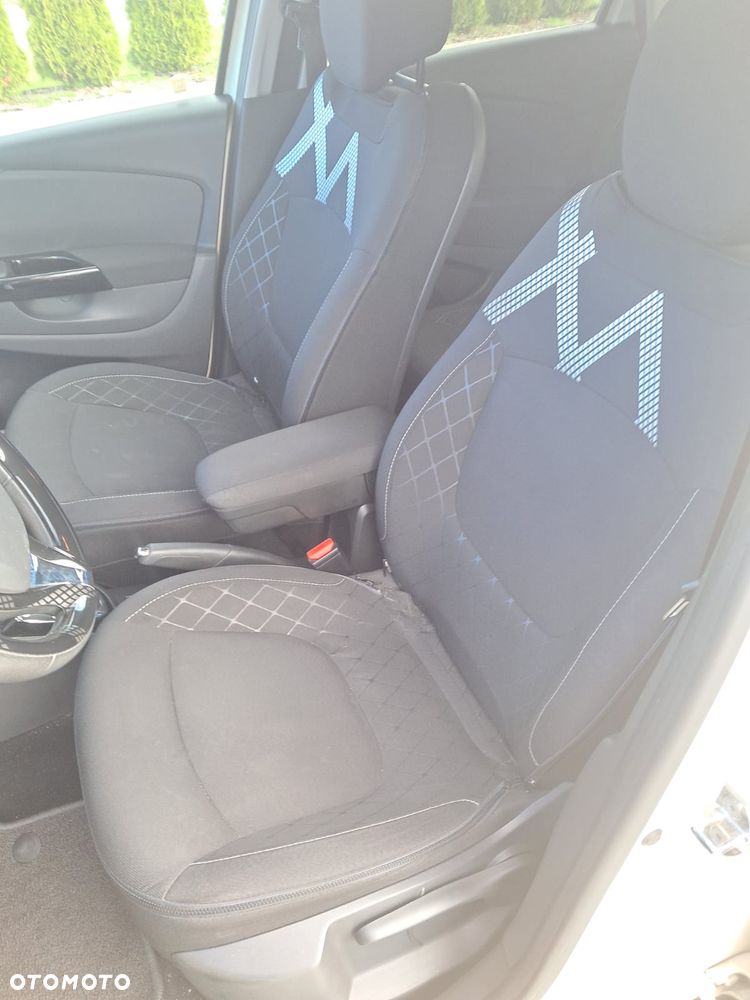 Renault Captur - 13