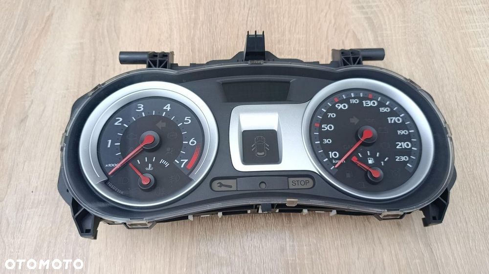LICZNIK ZEGARY OBROTOMIERZ RENAULT CLIO III 3 1.2B 8200305019-F - 1