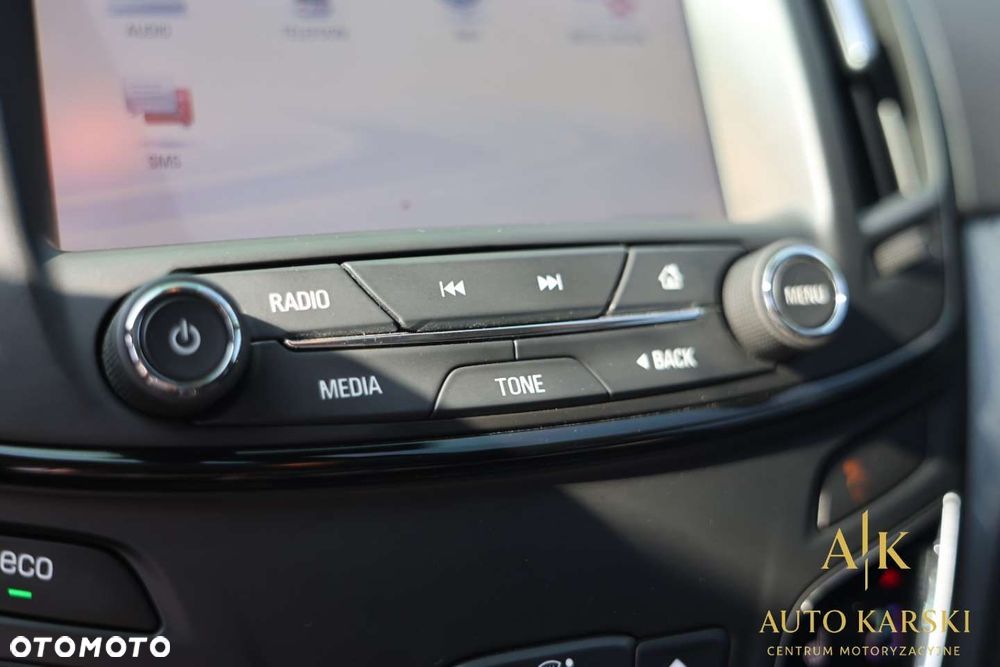 Opel Insignia 1.4 T Cosmo S&S - 29