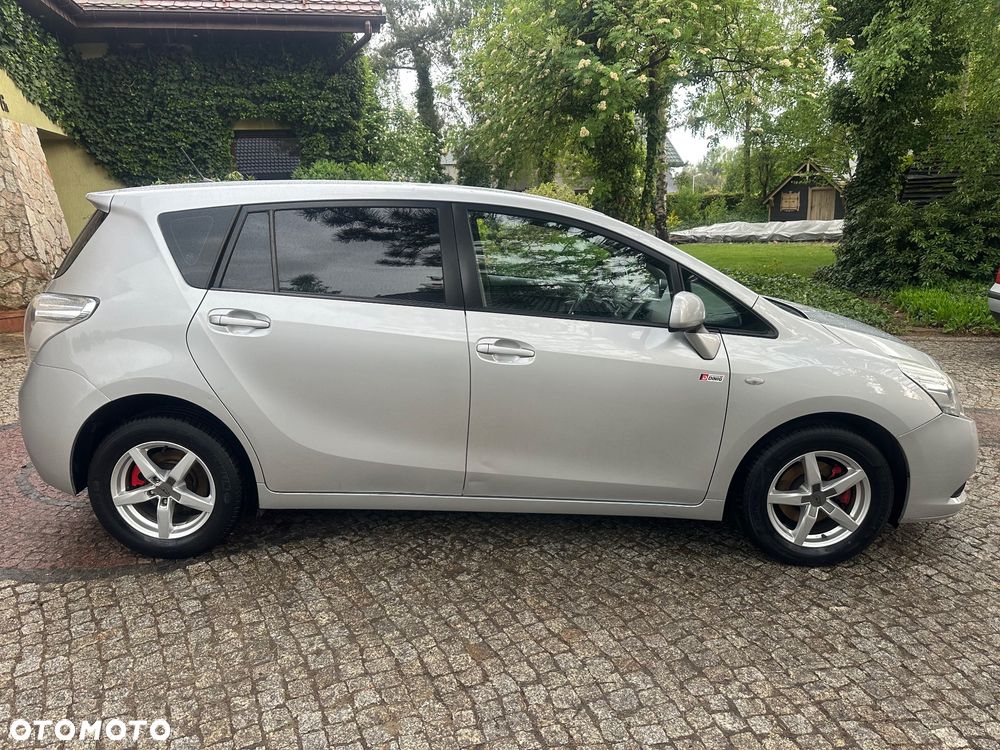 Toyota Verso 2.0 D-4D 2010 7os - 16