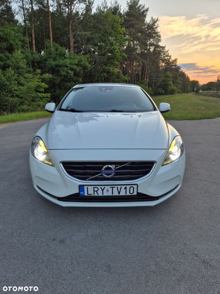 Volvo V40 - 2