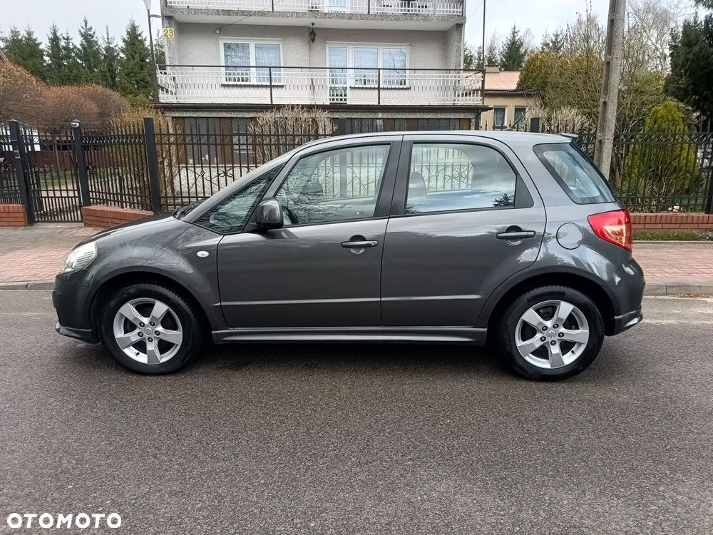 Suzuki SX4 - 3