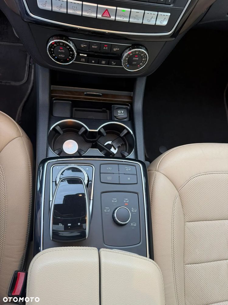 Mercedes-Benz GLS 350 d 4Matic 9G-TRONIC AMG Line - 15