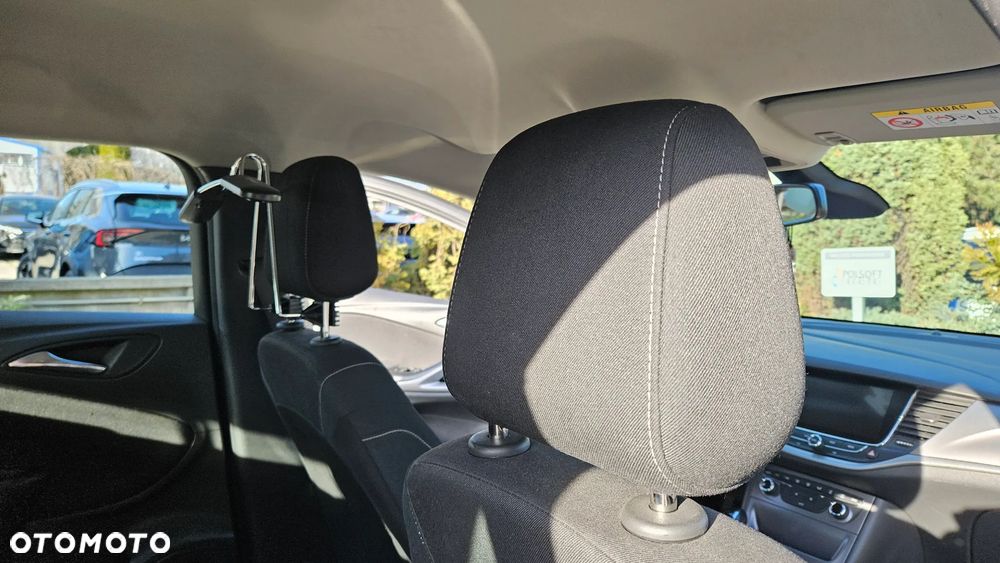 Opel Astra 1.6 CDTI Sport - 20