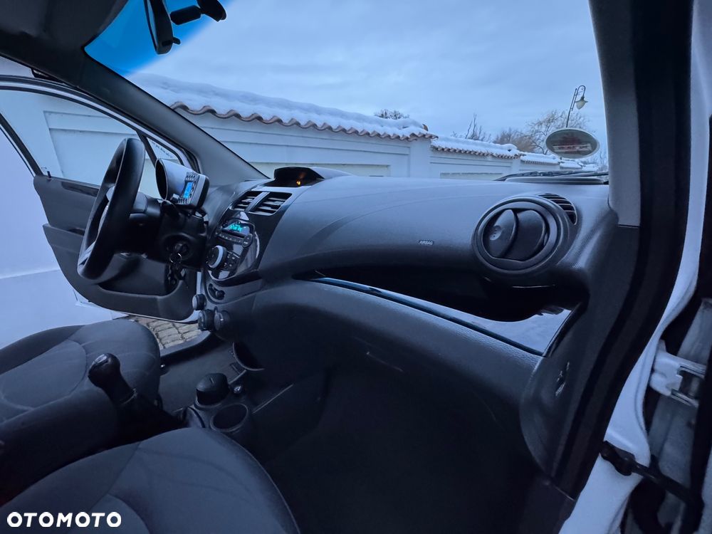 Chevrolet Spark - 29