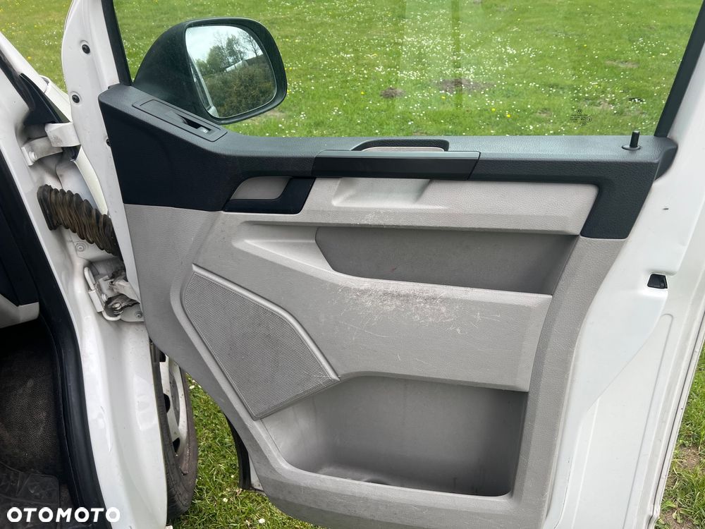 Volkswagen Transporter Caravelle DSG Kurz Highline - 16