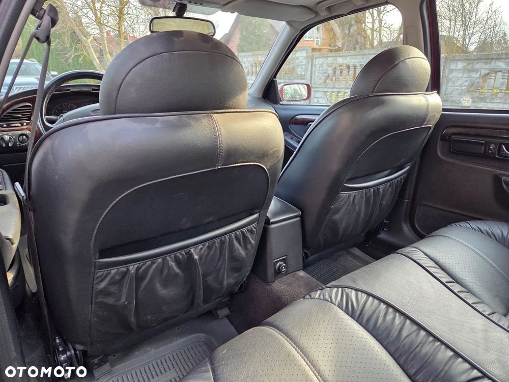 Ford Scorpio 2.9-24 Ghia - 34