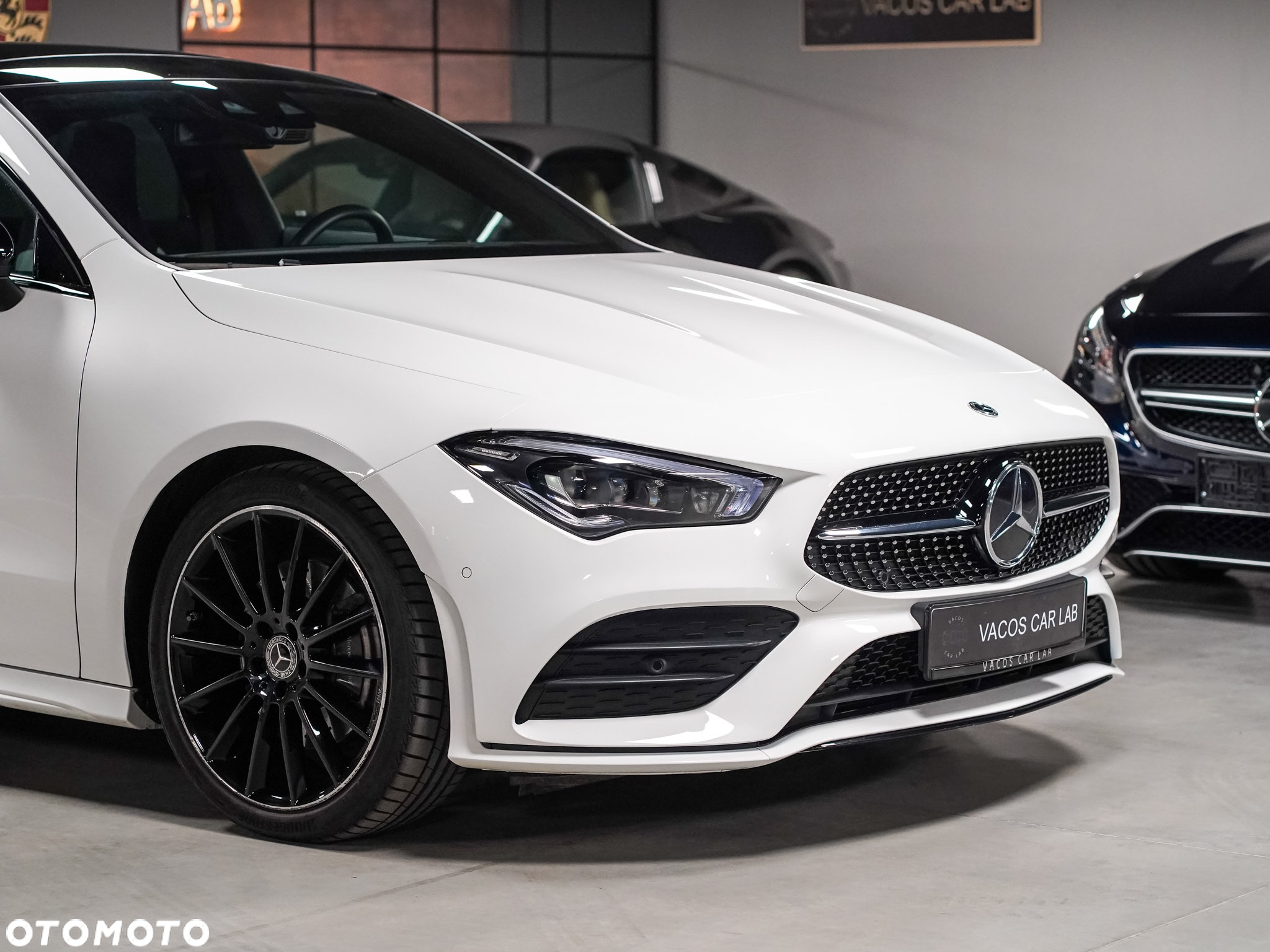 Mercedes-Benz CLA 200 4-Matic AMG Line 8G-DCT - 27