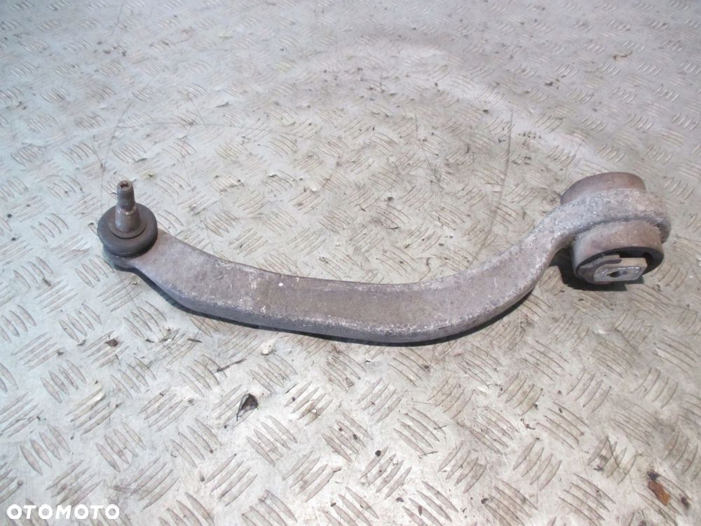 WAHACZ DOLNY PRAWY PRZÓD BANAN AUDI A4 B5 PASSAT - 1