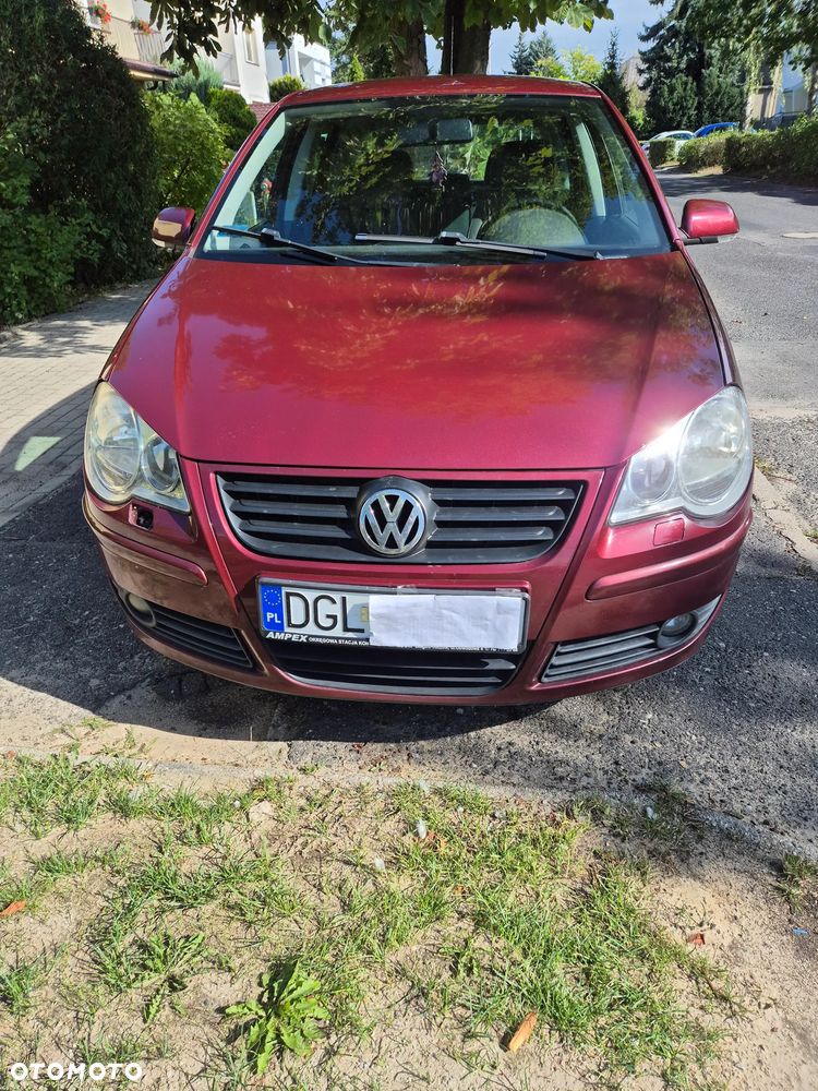 Volkswagen Polo 1.4 16V Comfortline - 1