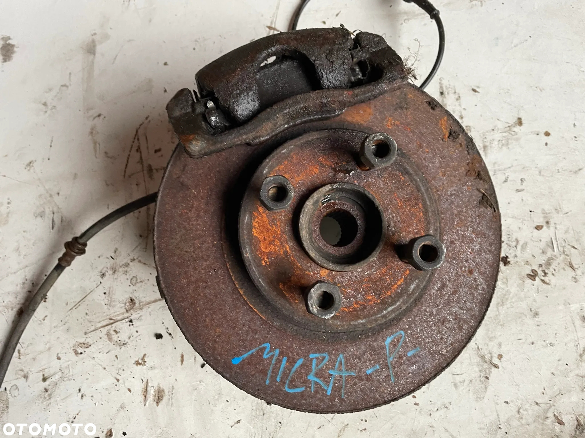 NISSAN MICRA K13 1.2 PIASTA ZWROTNICA ZACISK TARCZA PRAWA PRZEDNIA PRAWY PRZÓD - 2