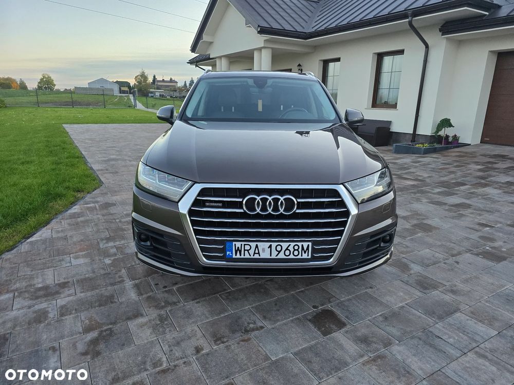 Audi Q7 - 11