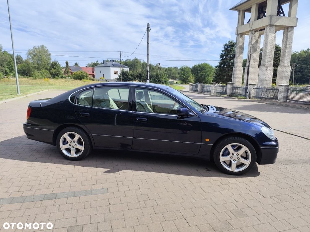 Lexus GS - 1