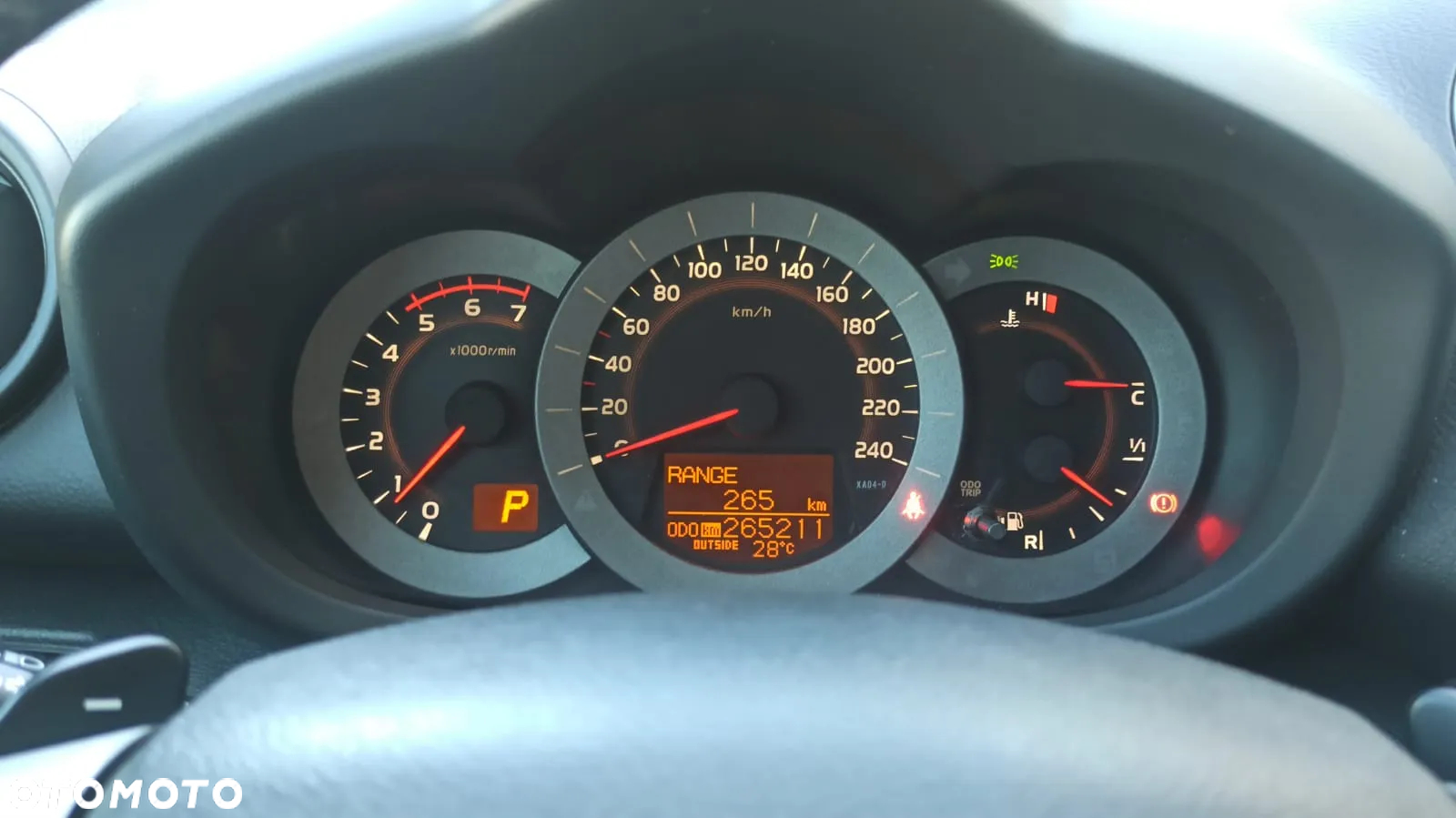 Toyota RAV4 2.2 D-CAT Premium - 6