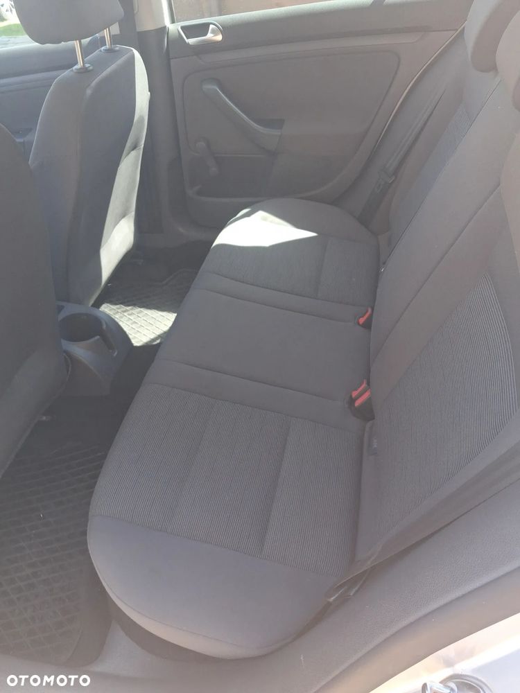 Volkswagen Golf 1.6 Edition - 12