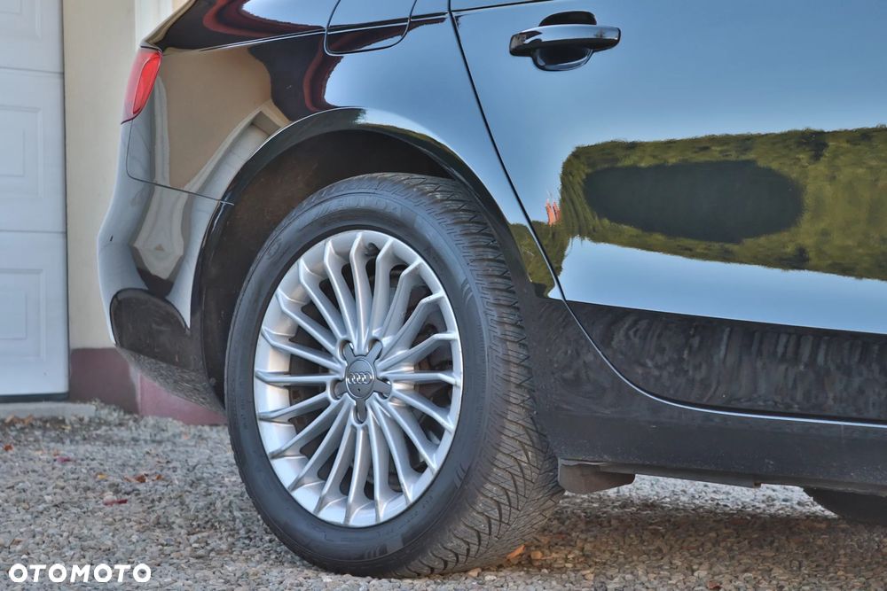 Audi A4 Avant 2.0 TDI - 13